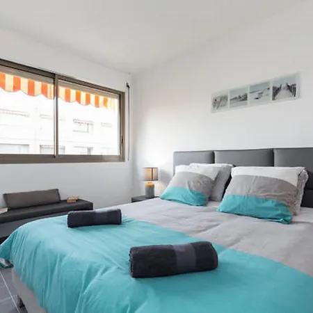 Etoile - F5 Moderne, Spacieux, Ascenseur, Clim, Coeur De דירה *