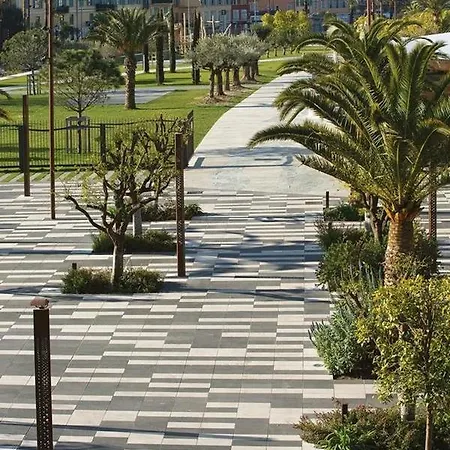 Etoile - F5 Moderne, Spacieux, Ascenseur, Clim, Coeur De