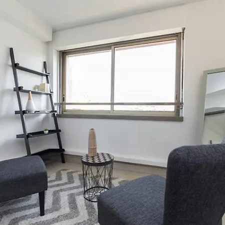 Etoile - F5 Moderne, Spacieux, Ascenseur, Clim, Coeur De *